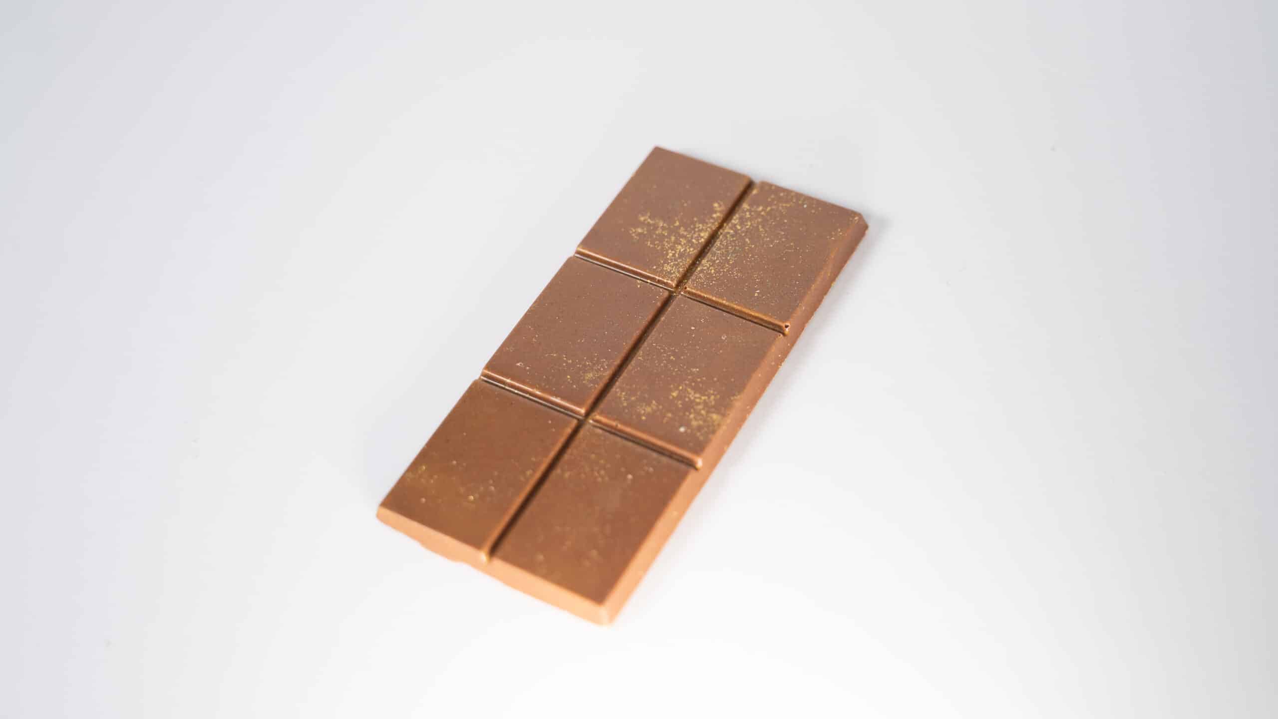 BetterDays Chocolate Bar - 1.2g Bar - Hazel Eyes: Milk Chocolate Hazelnut Croquant